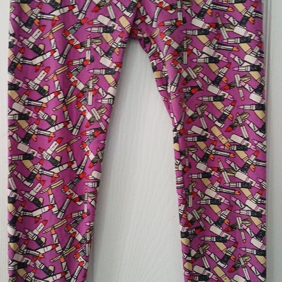 Lularoe  lipstick cosmetology buttery soft purple leggings Sz One Size - Picture 3 of 6